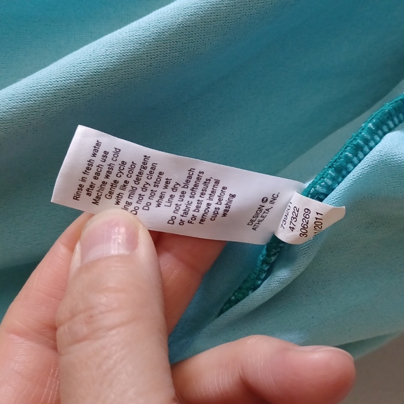 Athleta Shirrendipity halter tank tankini top small - Picture 8 of 10